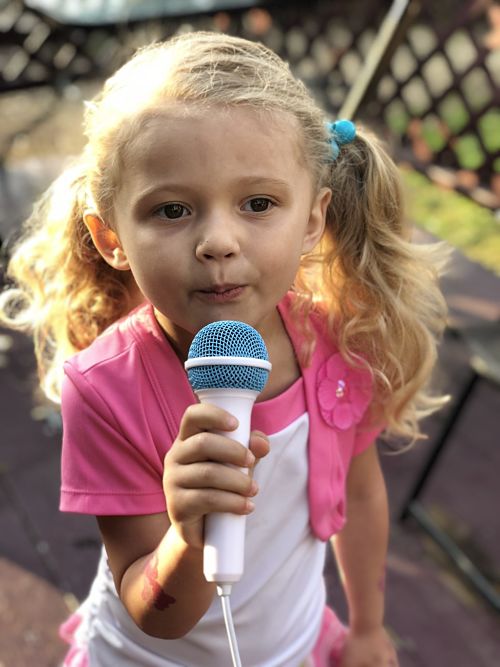 Singing Machine Kid's Mood Karaoke Machine