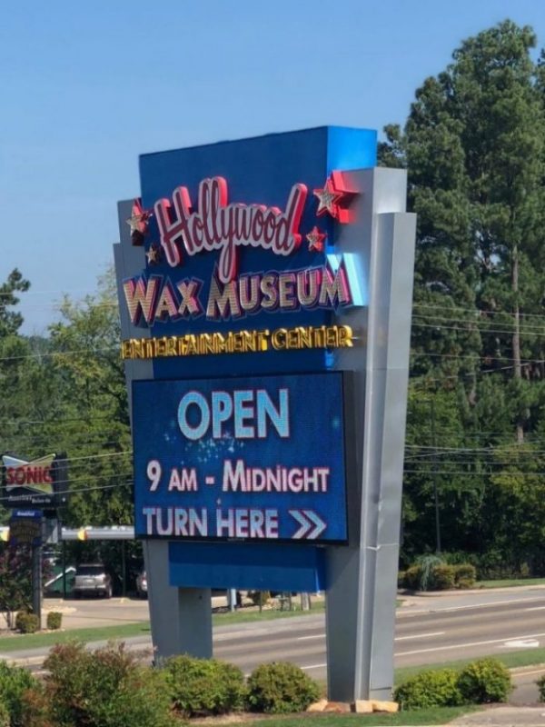 Our Review of the Hollywood Wax Museum Pigeon Forge, TN 5 Hollywood Wax Museum Sign