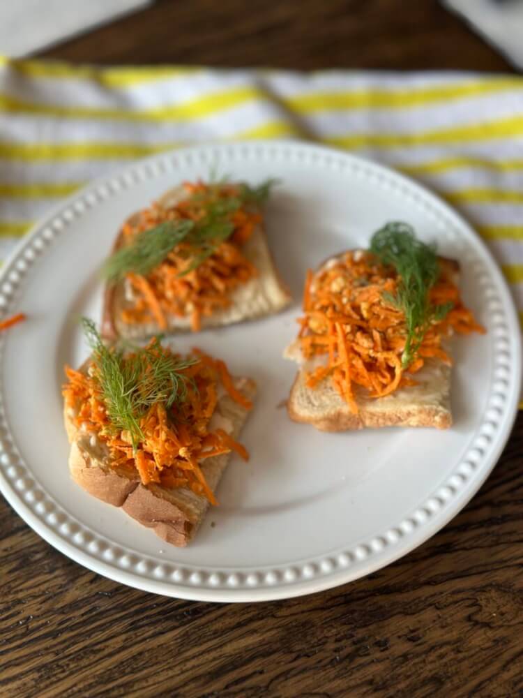 carrot, walnut appetizer sandwiches
